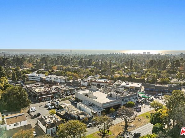 1160 Granville Avenue 105, Los Angeles CA 90049