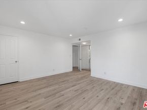 1160 Granville Avenue 105, Los Angeles CA 90049