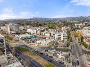 1160 Granville Avenue 105, Los Angeles CA 90049