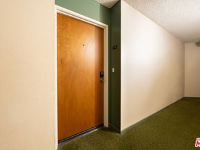 4260 Via Arbolada 116, Los Angeles CA 90042