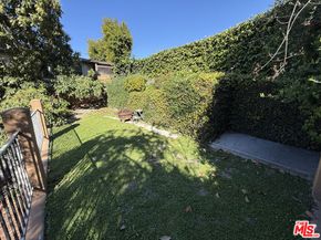 4211 Franklin Avenue, Los Angeles CA 90027