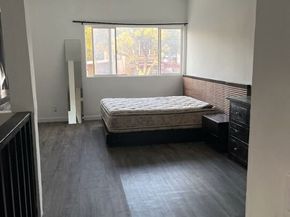 4534 Kingswell Avenue, Los Angeles CA 90027