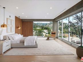 7135 Hollywood Boulevard PHE, Los Angeles CA 90046