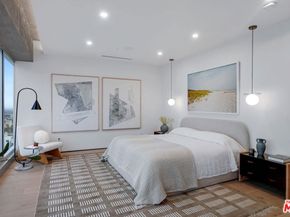 7135 Hollywood Boulevard PHE, Los Angeles CA 90046