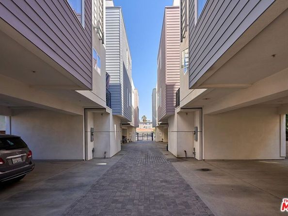 319 S Serrano Avenue, Los Angeles CA 90020