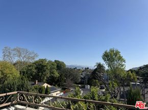 4324 Troost Avenue 303, Studio City CA 91604