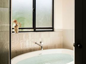 3906 Tracy Street, Los Angeles CA 90027