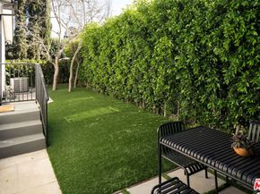 3906 Tracy Street, Los Angeles CA 90027