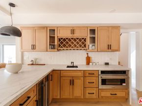 2339 Jupiter Drive, Los Angeles CA 90046