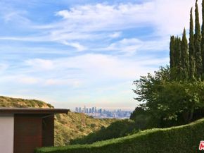 2339 Jupiter Drive, Los Angeles CA 90046