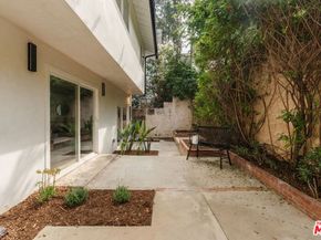 2339 Jupiter Drive, Los Angeles CA 90046