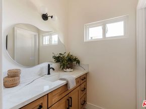 2339 Jupiter Drive, Los Angeles CA 90046