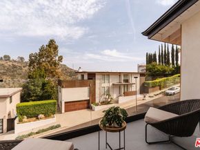 2339 Jupiter Drive, Los Angeles CA 90046