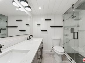 1160 Granville Avenue 104, Los Angeles CA 90049