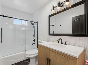 1160 Granville Avenue 104, Los Angeles CA 90049