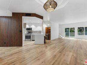 1160 Granville Avenue 104, Los Angeles CA 90049