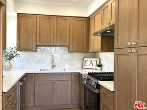 4579 Ambrose Avenue 8, Los Angeles CA 90027