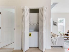 3148 Madera Avenue 1/2, Los Angeles CA 90039