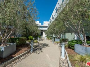11500 Tennessee Avenue 324, Los Angeles CA 90064