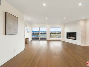 8124 Billowvista Drive, Playa Del Rey CA 90293