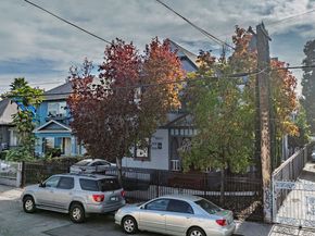 1030 W 23rd Street, Los Angeles CA 90007