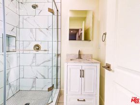 1030 W 23rd Street, Los Angeles CA 90007