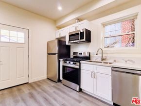 1030 W 23rd Street, Los Angeles CA 90007