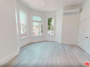 1030 W 23rd Street, Los Angeles CA 90007