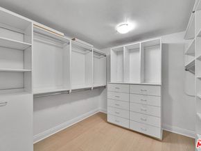 4724 Park Jacaranda, Calabasas CA 91302