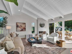 4724 Park Jacaranda, Calabasas CA 91302