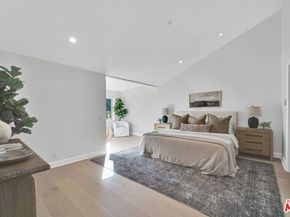 4724 Park Jacaranda, Calabasas CA 91302