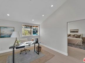 4724 Park Jacaranda, Calabasas CA 91302