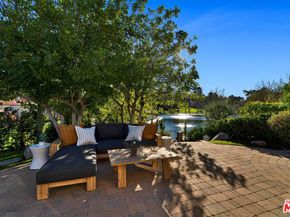 4724 Park Jacaranda, Calabasas CA 91302