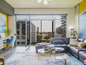 1111 S Grand Avenue 716, Los Angeles CA 90015