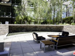 1111 S Grand Avenue 716, Los Angeles CA 90015