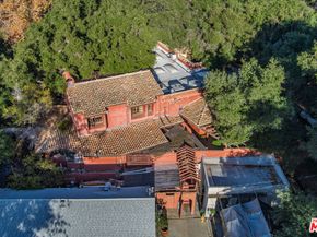 1135 N Topanga Canyon Boulevard, Topanga CA 90290