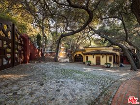 1135 N Topanga Canyon Boulevard, Topanga CA 90290