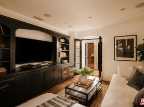 1437 Queens Road, Los Angeles CA 90069