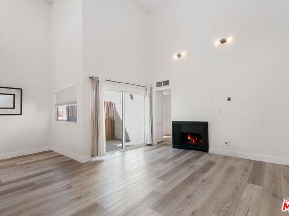 1339 N Columbus Avenue 304, Glendale CA 91202