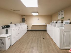 1339 N Columbus Avenue 304, Glendale CA 91202