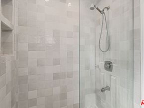 1339 N Columbus Avenue 304, Glendale CA 91202