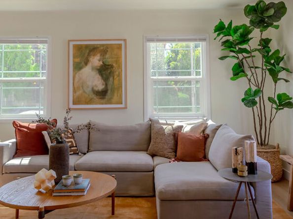 5315 Saturn Street, Los Angeles CA 90019