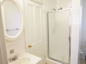 16507 Calahan Street, North Hills CA 91343