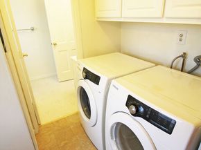 16507 Calahan Street, North Hills CA 91343