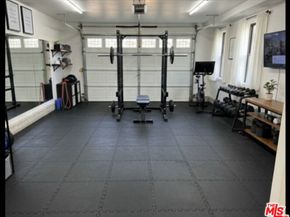 4215 W 58th Place, Los Angeles CA 90043