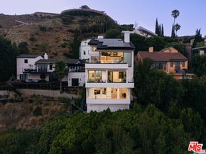 7866 Fareholm Drive, Los Angeles CA 90046