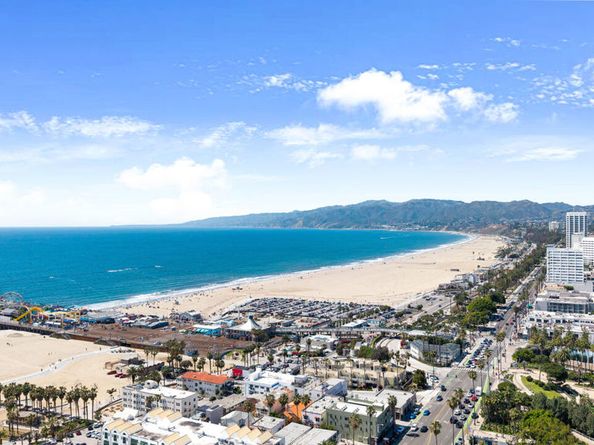 1755 Ocean Avenue 303, Santa Monica CA 90401