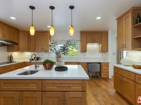 5044 Varna Avenue, Sherman Oaks CA 91423