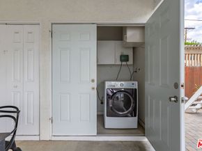 5044 Varna Avenue, Sherman Oaks CA 91423