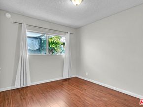 229 E 75th Street, Los Angeles CA 90003